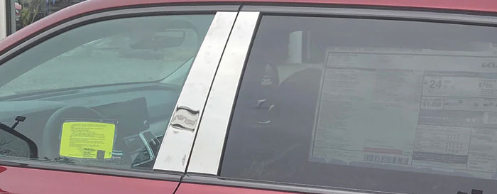 Kia Sorento Chrome Pillar Post Trim